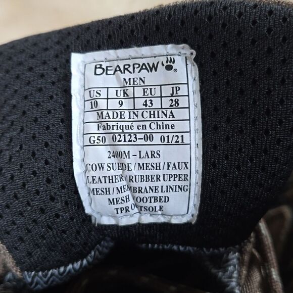 BEARPAW TAUPE LARS HIKING BOOTS, SIZE 10 - LIKE NEW main image 7